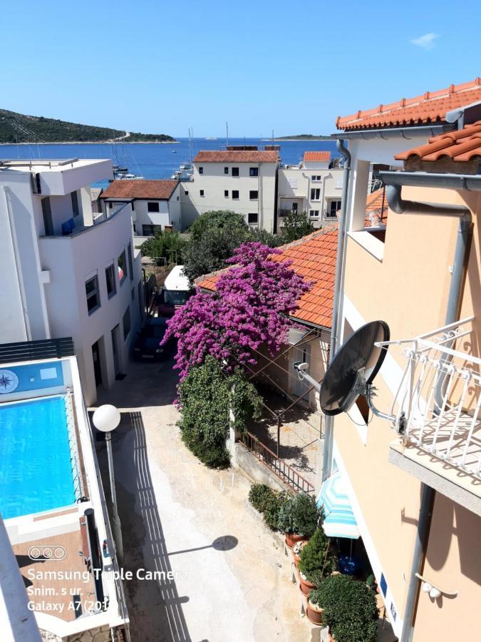 -Villa Sjor -Primosten-Apartmani- Has 2 Large Apartments And 2 Smaller Ones -Primosten Lokvice 6 외부 사진